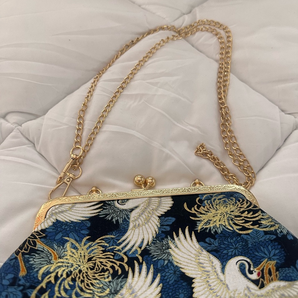 Gold Frame Crane Print Clutch Purse Brocade Evening Bag | Detachable Chain Strap - Picture 3 of 5